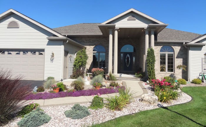 Carraig Nua, a large ranch-style home in a private setting